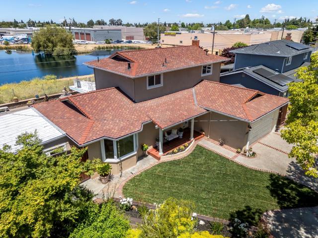 2301 Central Park Drive, Campbell CA: https://media.crmls.org/mediaz/5eb5bed7-7694-4c50-8f58-254d15bdf69f.jpg
