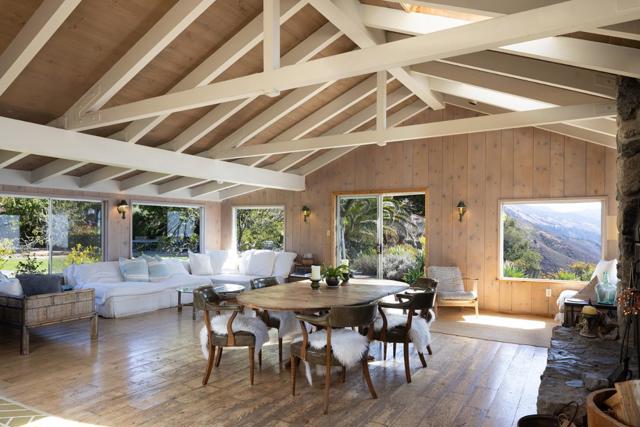 47320 Highway 1, Big Sur CA: https://media.crmls.org/mediaz/5eb8bff5-46da-4b41-b8e5-d5234323d835.jpg