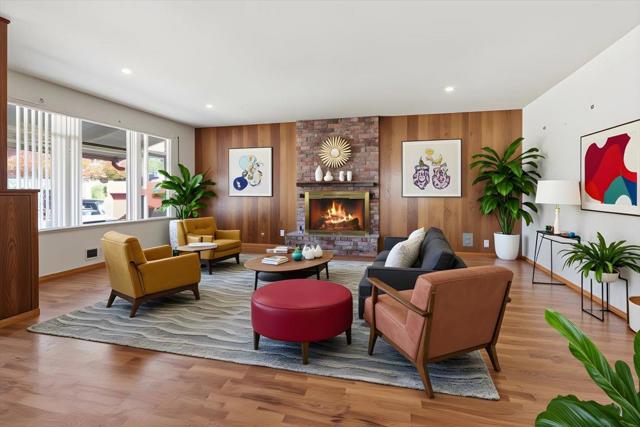 236 S Claremont Avenue, San Jose CA: https://media.crmls.org/mediaz/5eb95152-62ef-4d94-bbf1-7dca79f21f86.jpg