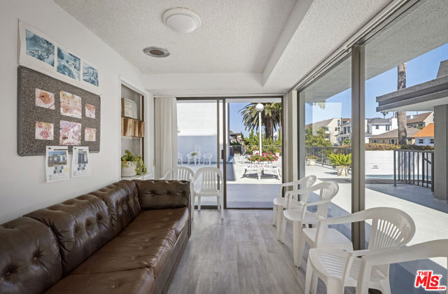721 Esplanade, 306 photo 17