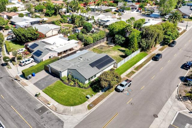 Detail Gallery Image 3 of 52 For 1807 Calle Sinaloa, Vista,  CA 92084 - 4 Beds | 2 Baths