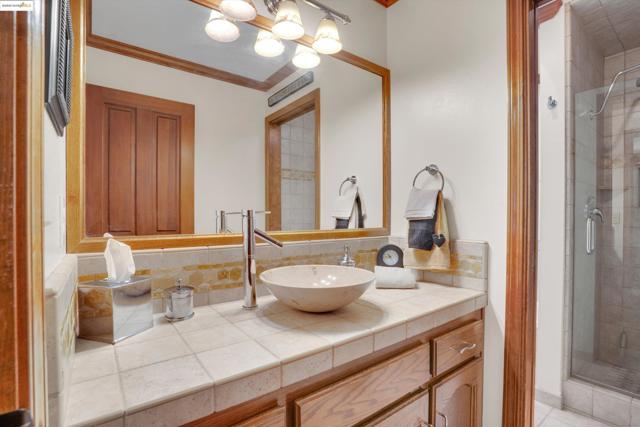 2960 Almondwood Pl, Oakley CA: https://media.crmls.org/mediaz/5eba5b0e-79fb-47ec-8b55-a1d04c0f86be.jpg
