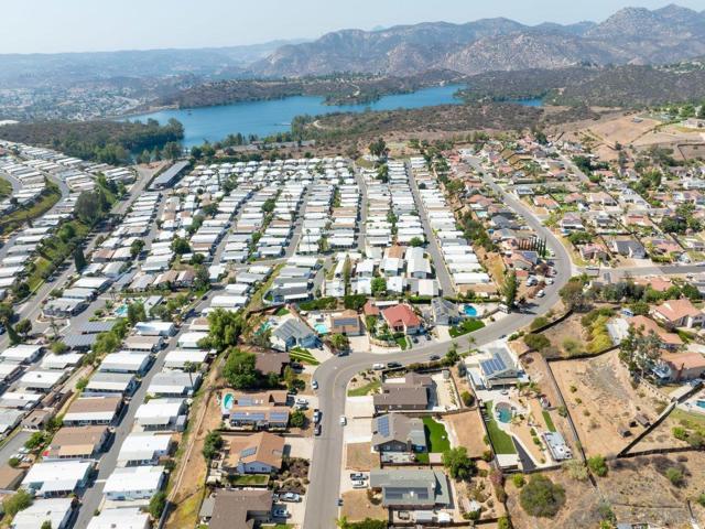 9335 Telkaif St, Lakeside CA: https://media.crmls.org/mediaz/5ebacf53-4b19-451d-bb93-b49ab107b0a4.jpg