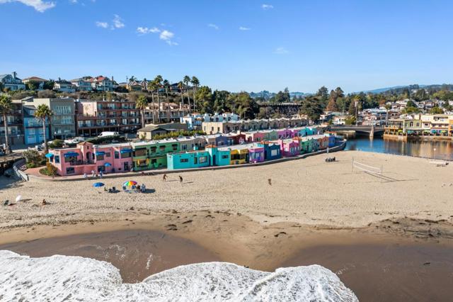 1430 Merrill Street, Santa Cruz CA: https://media.crmls.org/mediaz/5ebb1656-1781-4ba7-b0f4-11a147cb37c3.jpg