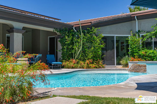 2160 N Hermosa Drive, Palm Springs, CA 92262