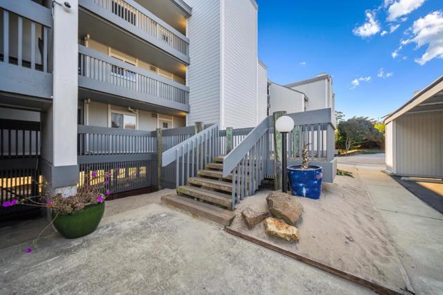 22130 E Cliff Drive, Santa Cruz CA: https://media.crmls.org/mediaz/5ebb5843-a0a6-4031-b162-e6134131b4f7.jpg