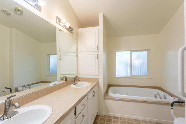Detail Gallery Image 11 of 19 For 43300 Little River Airport #42,  Little River_1,  CA 95456 - 2 Beds | 2 Baths