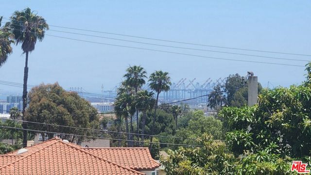 441 Bellmarin Drive, San Pedro CA: https://media.crmls.org/mediaz/5ebbe05f-8d04-4e06-91ca-d3aea3a098cb.jpg