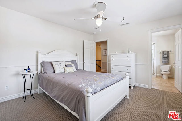 23040 Blue Bird Drive, Calabasas CA: https://media.crmls.org/mediaz/5ebc88e0-865b-42e2-8cbe-781a12e093af.jpg