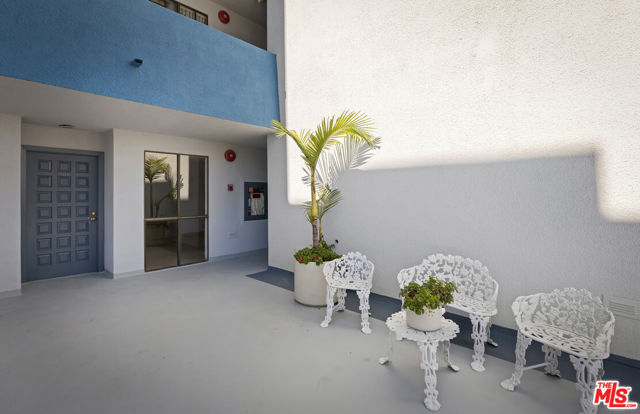 721 Esplanade, 306 photo 6