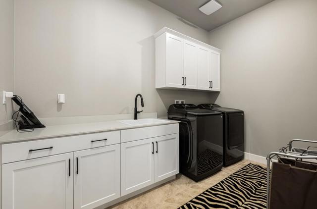51720 Marquis Lane, La Quinta CA: https://media.crmls.org/mediaz/5ebd0f68-be92-4633-91a5-ad96f758683d.jpg