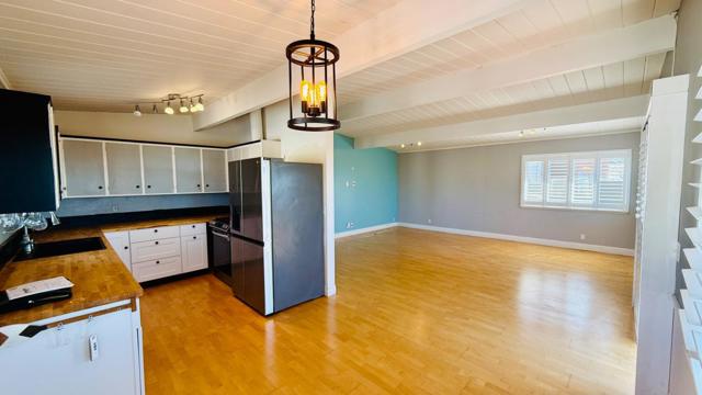 716 Seacliff Drive, Aptos CA: https://media.crmls.org/mediaz/5ebe8eea-8859-49b2-ad5f-28c4fd1945b8.jpg