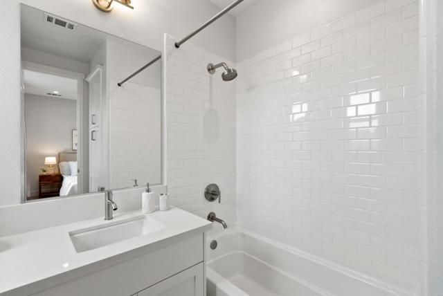609 E Evelyn Avenue, Sunnyvale CA: https://media.crmls.org/mediaz/5ebe9e75-548b-447d-8535-a3d2b42137a5.jpg