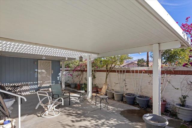 15300 Palm Drive, Desert Hot Springs CA: https://media.crmls.org/mediaz/5ebef80b-9518-456f-bc1b-9d6a8436706d.jpg