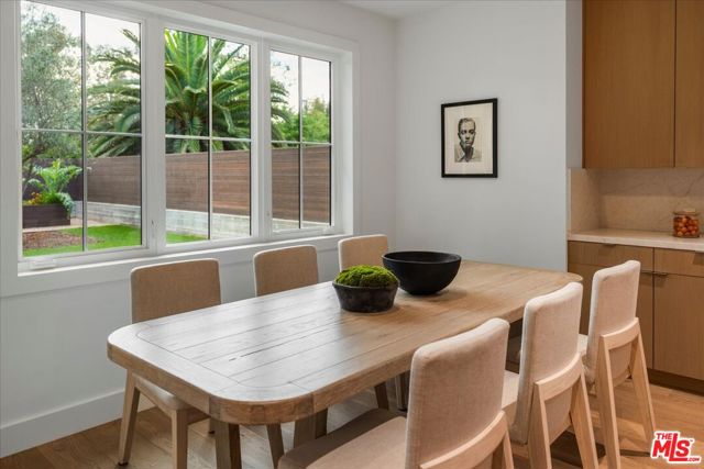 4 Bed Home for Sale in Los Angeles, California