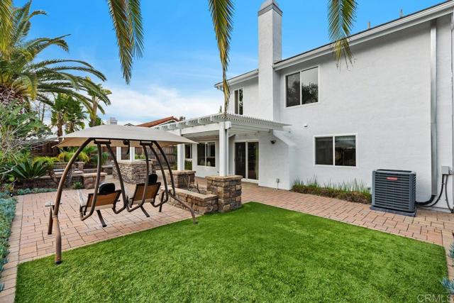 Detail Gallery Image 35 of 48 For 1634 Cottage Glen Ct, Encinitas,  CA 92024 - 4 Beds | 3 Baths