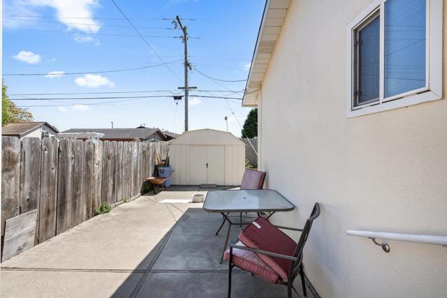 582 E Alvin Drive, Salinas CA: https://media.crmls.org/mediaz/5ebffa9d-2a09-4e90-923a-2f93e5ea3b42.jpg