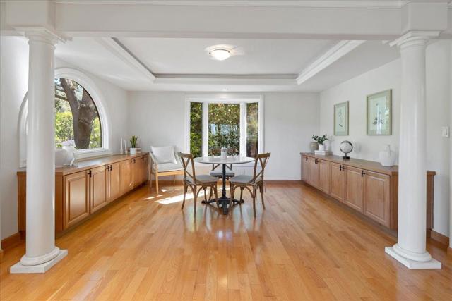 105 Vista Del Prado, Los Gatos CA: https://media.crmls.org/mediaz/5ec0598a-6c1e-4212-807d-f2820867c852.jpg