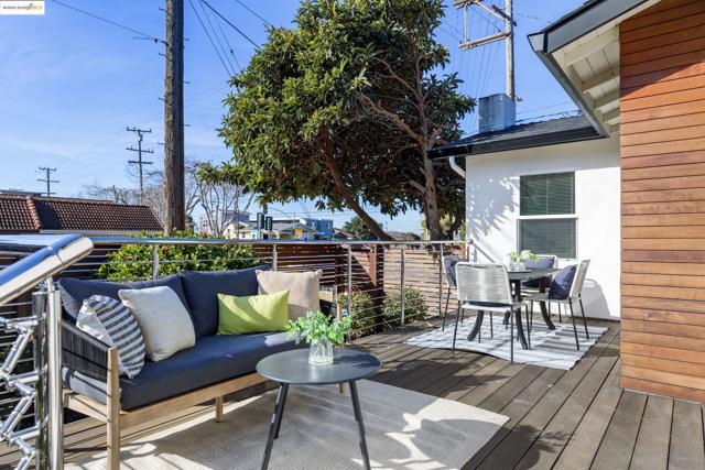 Image 11 of 41 For 1026 43rd St