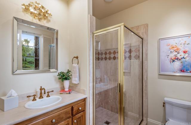 4843 La Jacaranda, Rancho Santa Fe CA: https://media.crmls.org/mediaz/5ec1cb3f-7c12-4d08-844b-56687e353c14.jpg