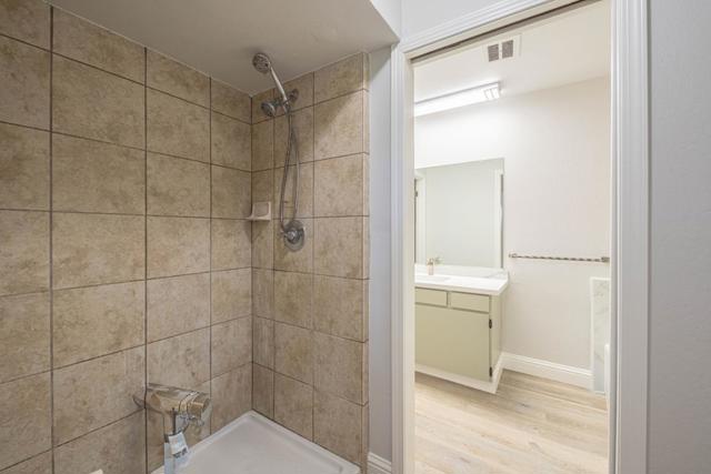 11745 Tam Oshanter Drive, Salinas CA: https://media.crmls.org/mediaz/5ec1d077-126a-4dcc-8182-3139481b1b4c.jpg