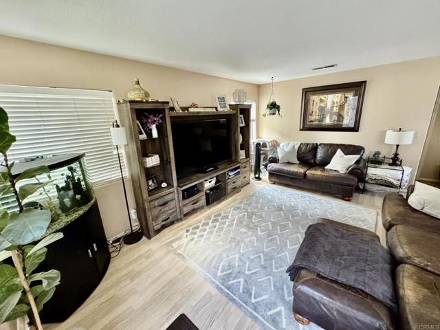 Detail Gallery Image 18 of 44 For 7000 via Padilla, Carlsbad,  CA 92009 - 4 Beds | 2/1 Baths
