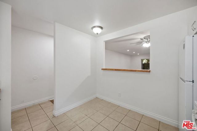18350 Hatteras Street, 183 photo 6