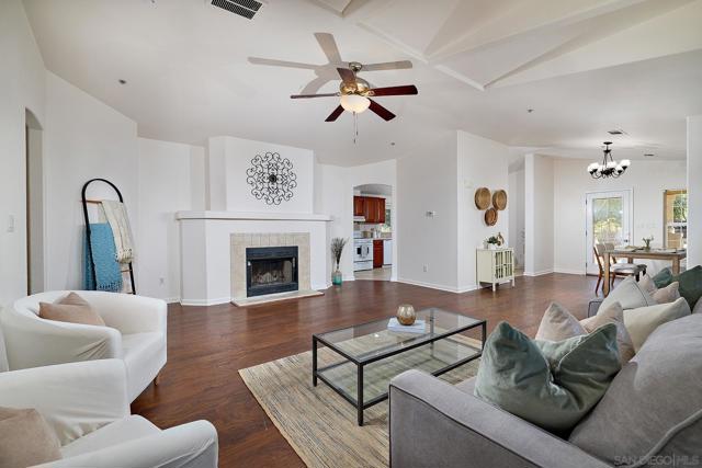 14625 Mussey Grade Rd, Ramona CA: https://media.crmls.org/mediaz/5ec2c02d-9f6b-4657-80e0-8df253af130b.jpg