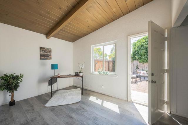 96 Shasta Way, Salinas CA: https://media.crmls.org/mediaz/5ec3fc2a-b48d-44c4-be4c-8edea3a1b96a.jpg