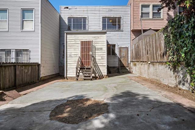 1615 La Salle Avenue, San Francisco CA: https://media.crmls.org/mediaz/5ec44014-10ec-4c8a-ae34-72e11cff8671.jpg