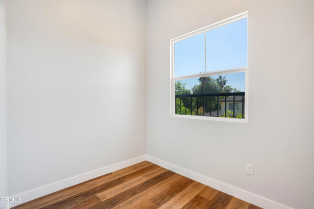 300 E Alhambra Road, Alhambra CA: https://media.crmls.org/mediaz/5ec51962-1b77-43b8-ae3f-6bc08d2de552.jpg