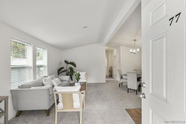 22899 Byron Rd, Crestline CA: https://media.crmls.org/mediaz/5ec82ab8-8ff9-4a7b-bb1f-d814f07062ac.jpg