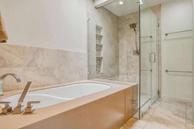 Image 23 of 45 For 72806 Fleetwood Circle