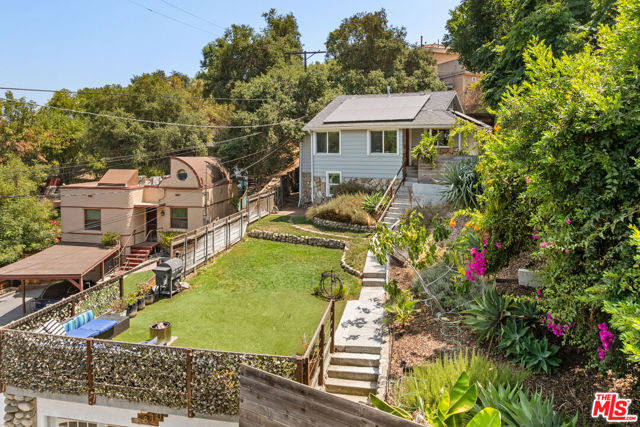 5810 Burwood Avenue, Los Angeles CA: https://media.crmls.org/mediaz/5ecb3669-3691-438a-9e17-0a17e4ec6db3.jpg