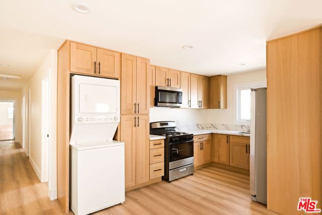 340 S Avenue 56, Los Angeles CA: https://media.crmls.org/mediaz/5ecbba33-57b1-44cc-bbe5-4076c0974139.jpg