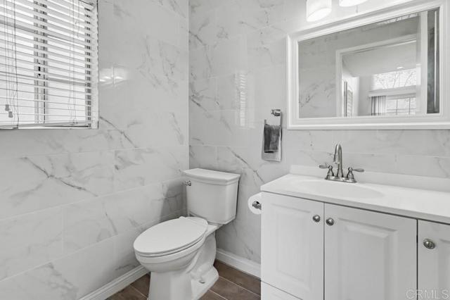 Detail Gallery Image 5 of 29 For 753 Eastshore #127,  Chula Vista,  CA 91913 - 1 Beds | 1/1 Baths