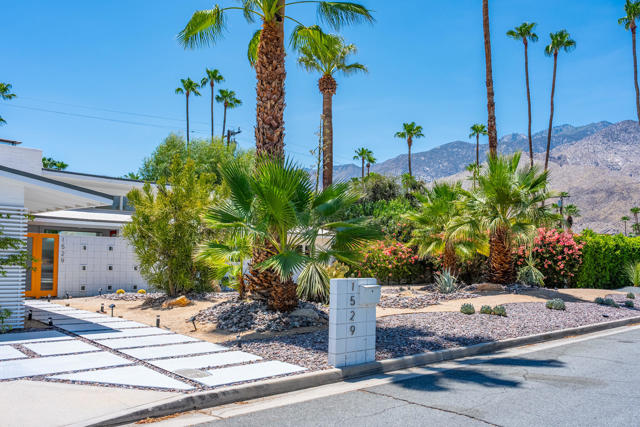 1529 S Riverside Drive, Palm Springs, CA 92264