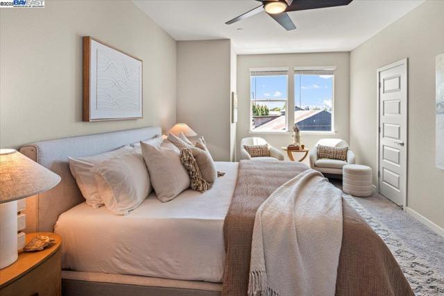 1726 17th St, Oakland CA: https://media.crmls.org/mediaz/5ecde893-f270-4a52-9412-c9589f187e68.jpg