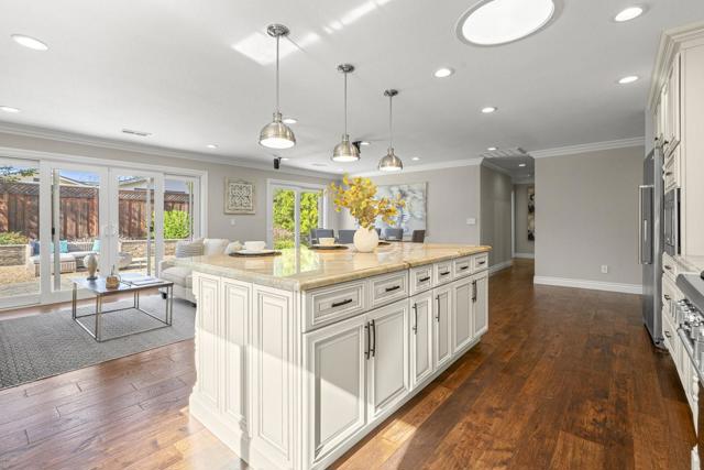 3887 Acapulco Drive, Campbell CA: https://media.crmls.org/mediaz/5ece9236-2825-4870-8887-50b3aa7e1331.jpg