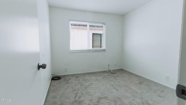 1020 Dunes Street, Oxnard CA: https://media.crmls.org/mediaz/5ece9aac-8164-4742-8837-0b994bd6a0cb.jpg