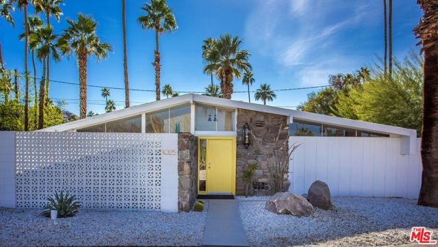 Details for 1025 Apache Road, Palm Springs, CA 92264