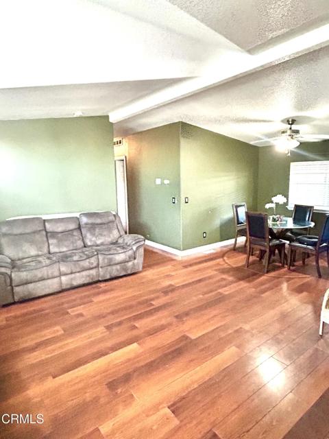 Detail Gallery Image 3 of 19 For 2400 E Pleasant Valley Rd #108,  Oxnard,  CA 93033 - 3 Beds | 2 Baths