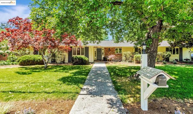 Details for 545 Silverado Dr, Lafayette, CA 94549