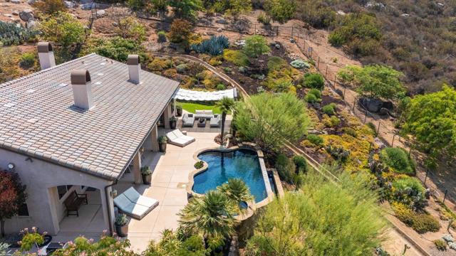 5102 Espinoza Road, El Cajon CA: https://media.crmls.org/mediaz/5ed21150-7fa6-40b1-abc7-696813d5ebc7.jpg