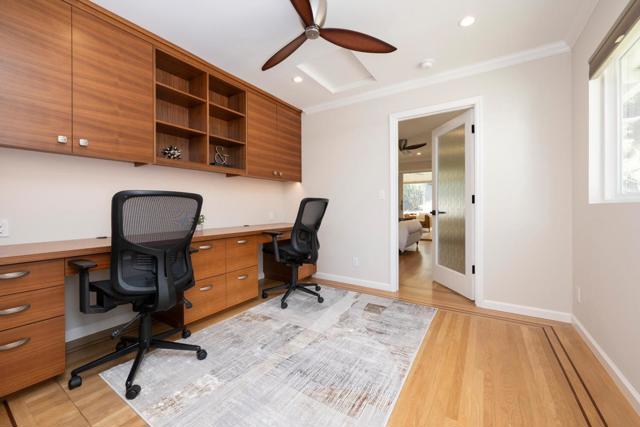 2721 Comstock Circle, Belmont CA: https://media.crmls.org/mediaz/5ed33056-c28b-4bb8-9fec-5767343aa963.jpg