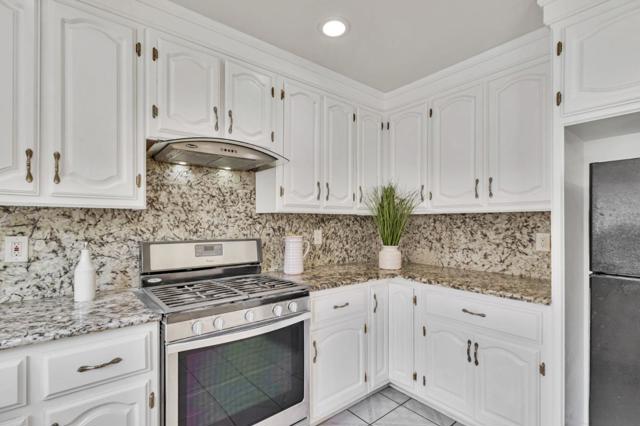 2918 Stanhope Drive, San Jose CA: https://media.crmls.org/mediaz/5ed3dee6-539b-4798-b98e-009cb07f01ba.jpg