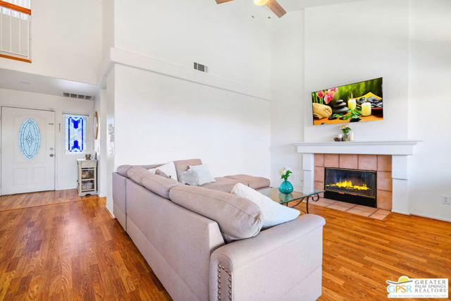 66735 El Dorado Place, Desert Hot Springs CA: https://media.crmls.org/mediaz/5ed4b7f0-8af8-416c-9cc5-a4099dafd045.jpg