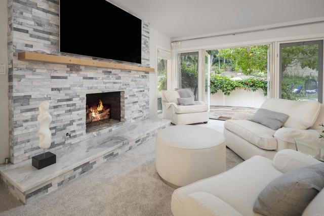 5041 El Secreto, Rancho Santa Fe CA: https://media.crmls.org/mediaz/5ed5bd19-8d3d-4a84-aa5a-a23e7c66d5c9.jpg