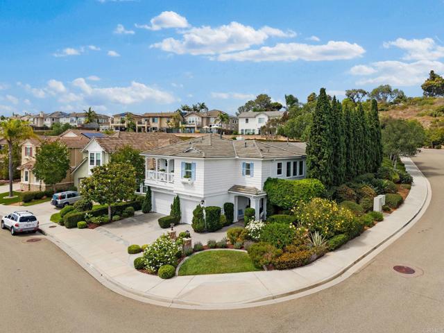 5158 Steinbeck Ct, Carlsbad CA: https://media.crmls.org/mediaz/5ed5c5b7-4b91-49e6-a4c9-fe89f604450a.jpg