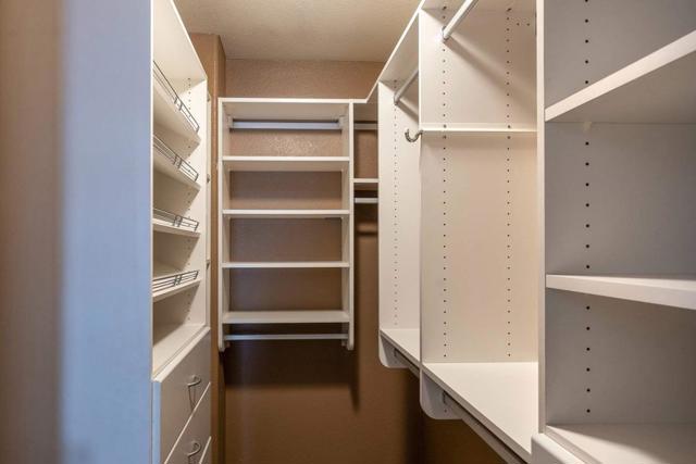 3141 Ocean Terrace, Marina CA: https://media.crmls.org/mediaz/5ed72746-460c-4516-9b16-4b1798de7c17.jpg